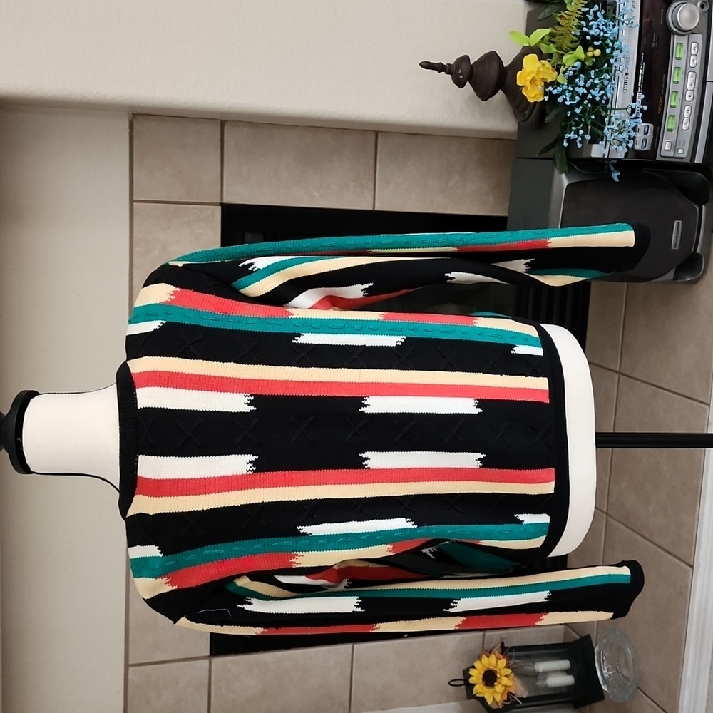 Sweater - Picture 3 of 6